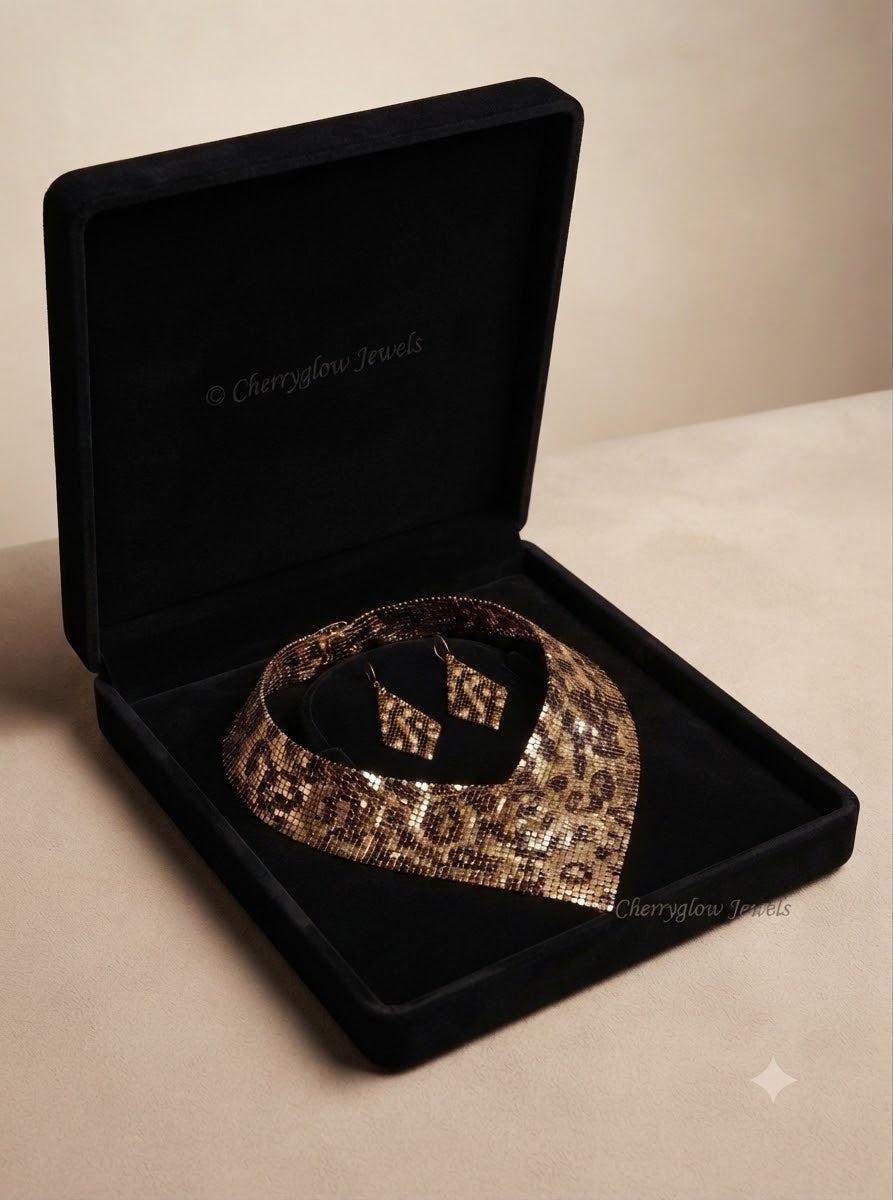 Cherryglow Wild Catwalk Gold Mesh Set
